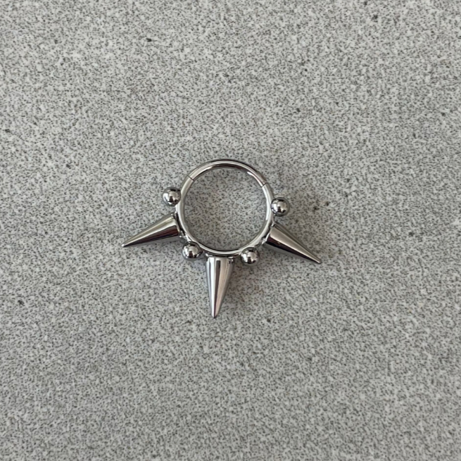 Astra Thorn Daith Earring-Daith Earring-8mm-18G-Silver-Elara Body Jewelry