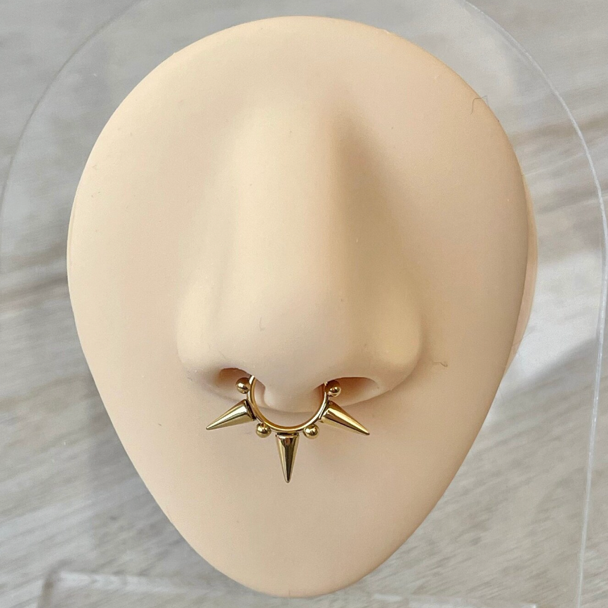 Astra Thorn Septum Ring-Septum Ring-8mm-16G-Gold-Elara Body Jewelry