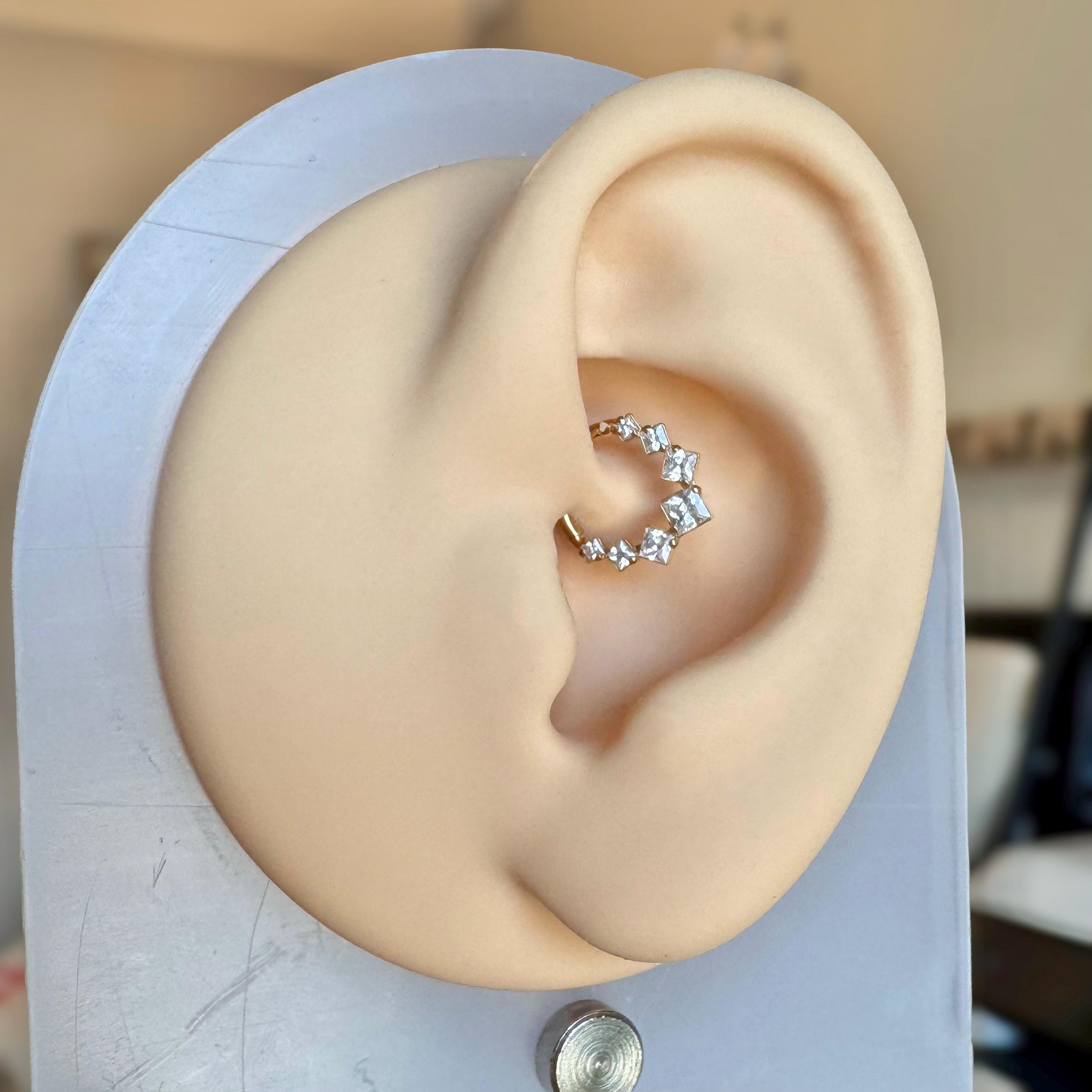 Edge of Light Daith Earring-Daith Earring-Elara Body Jewelry