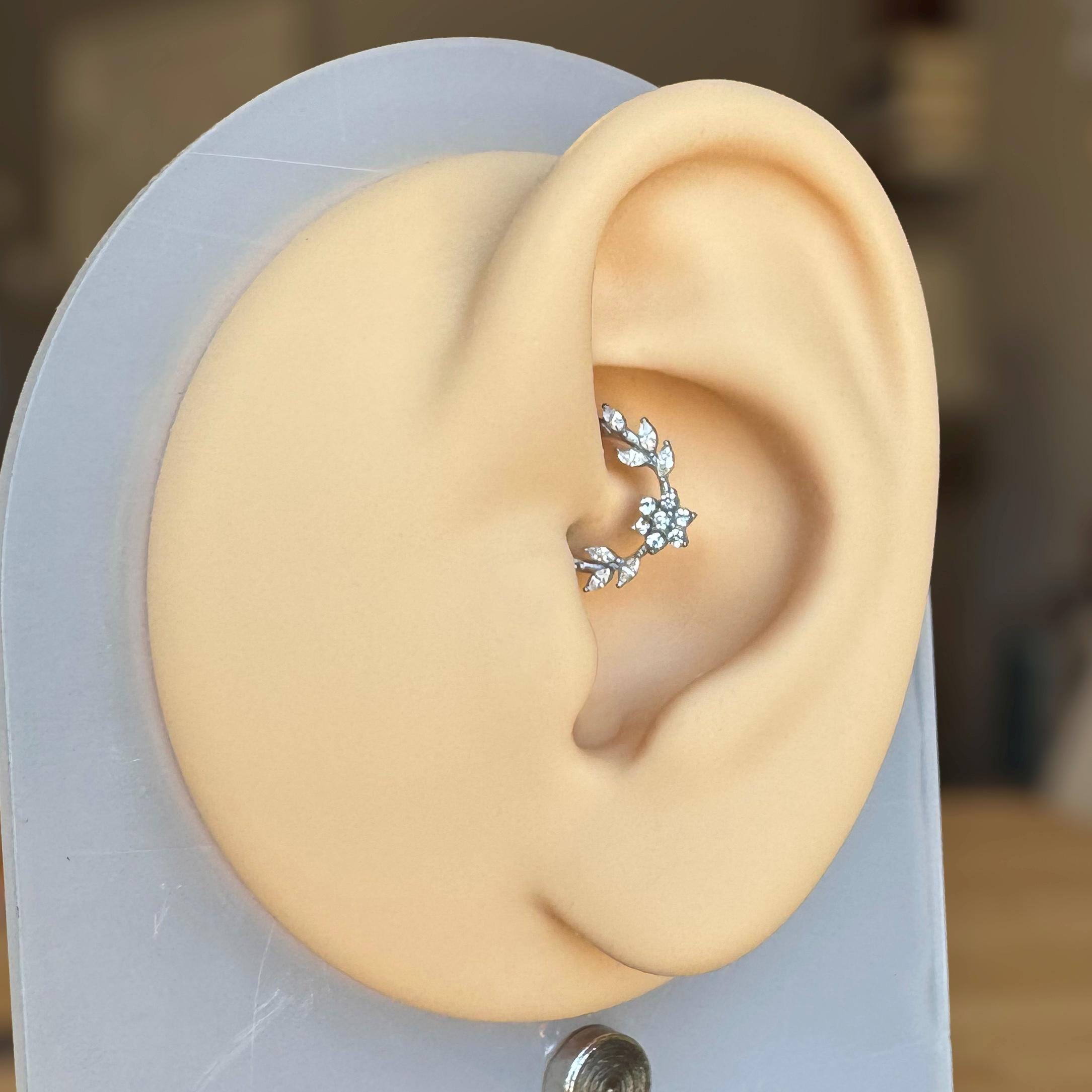 Floreline Daith Earring-Daith Earring-Silver-8mm Diameter-Elara Body Jewelry