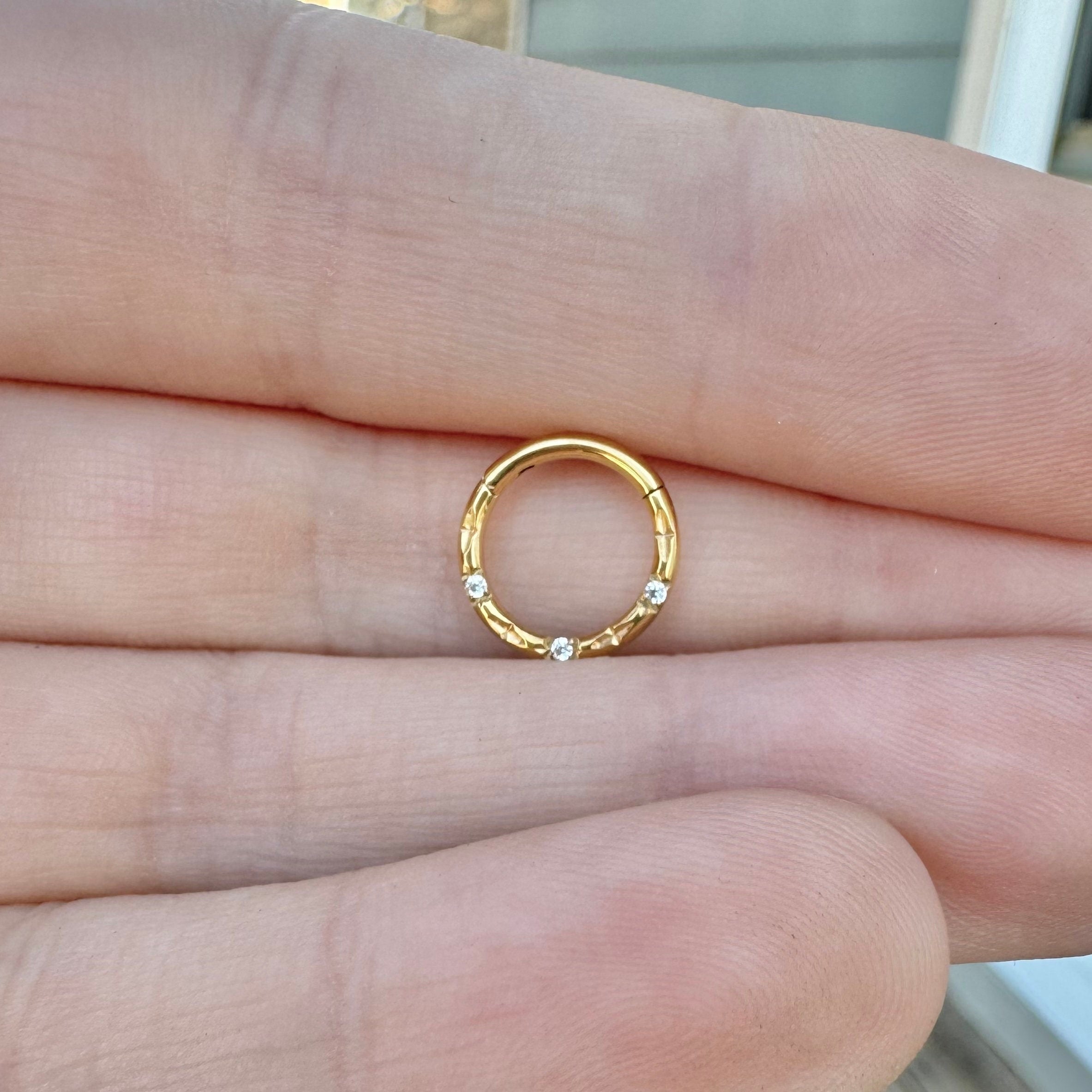 L’Essence Daith Earring-Daith Earring-Elara Body Jewelry