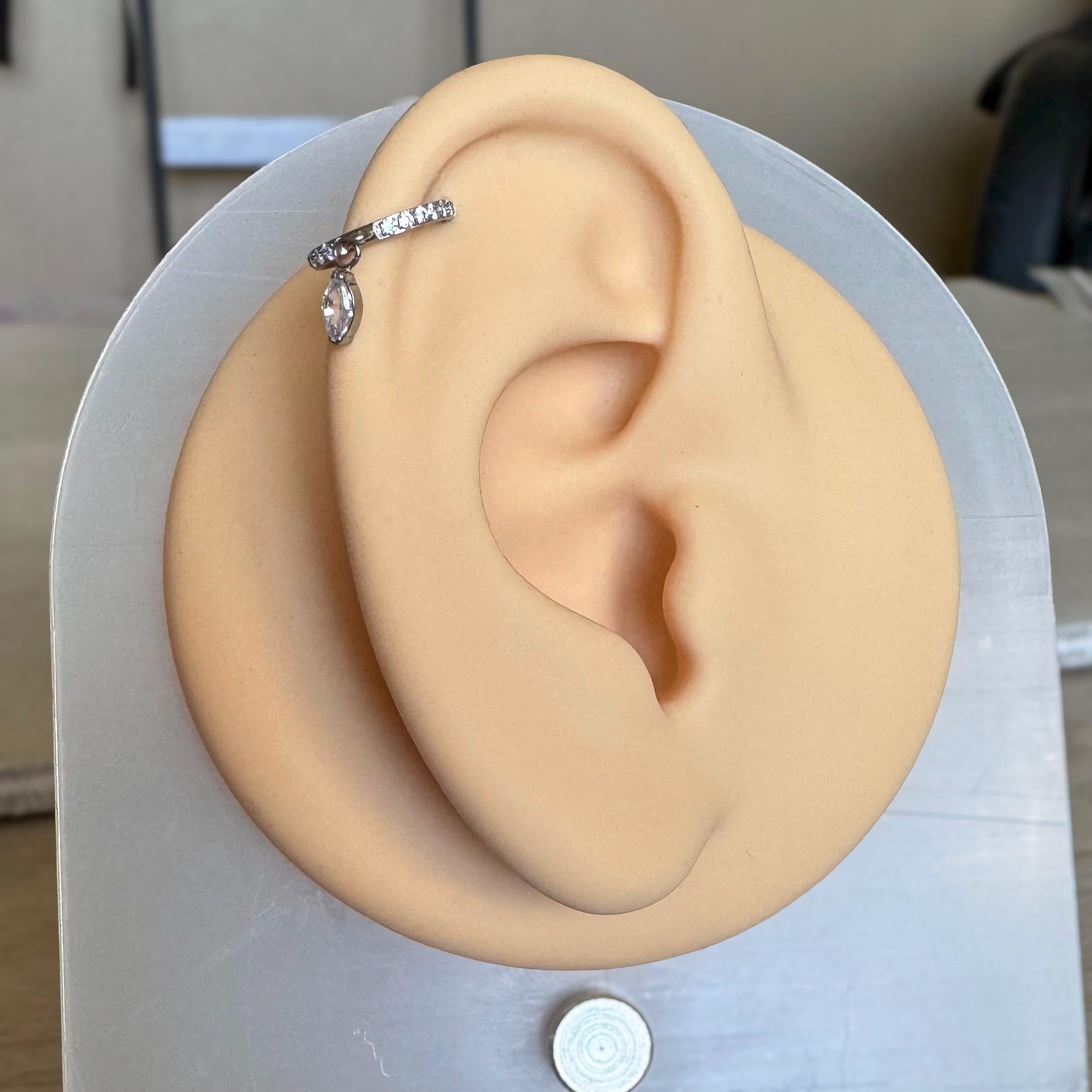 Lueur Solitaire Helix Earring-Cartilage Earring-Elara Body Jewelry