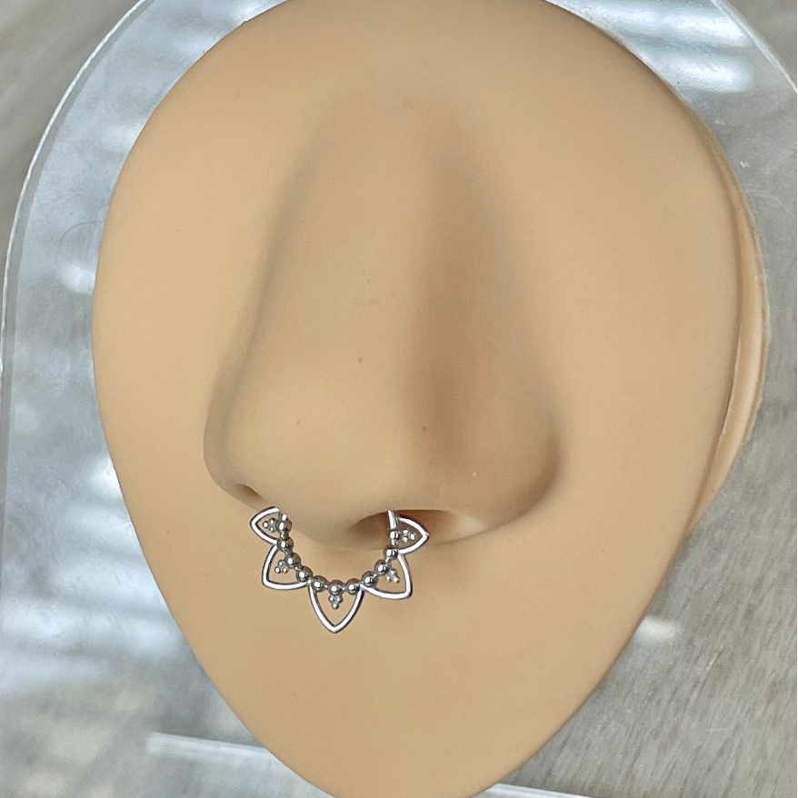 Soluna Bloom Solid Gold Septum Ring-Septum Ring-White Gold-Elara Body Jewelry