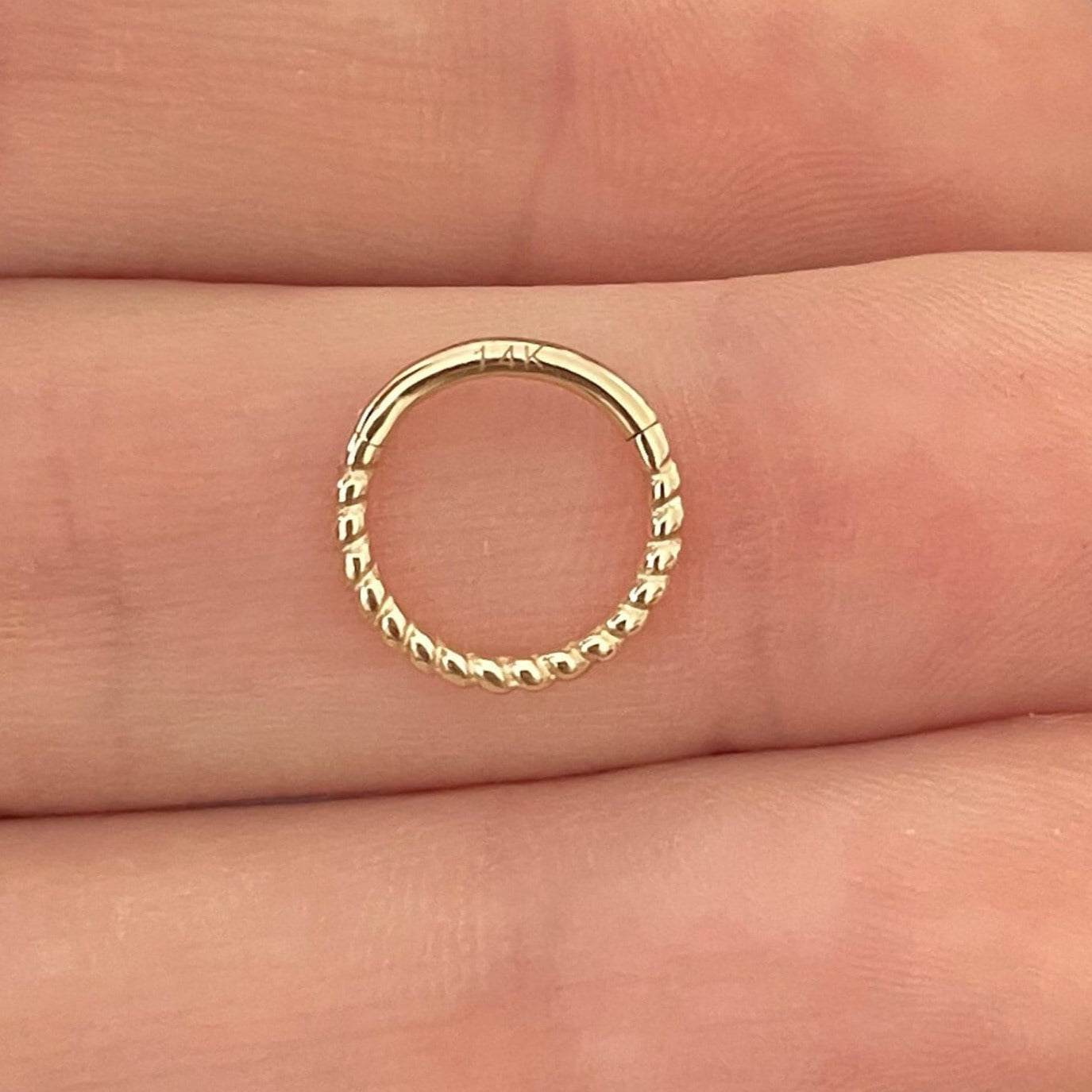 Aralyth Solid Gold Cartilage Earring-Cartilage Earring-Elara Body Jewelry