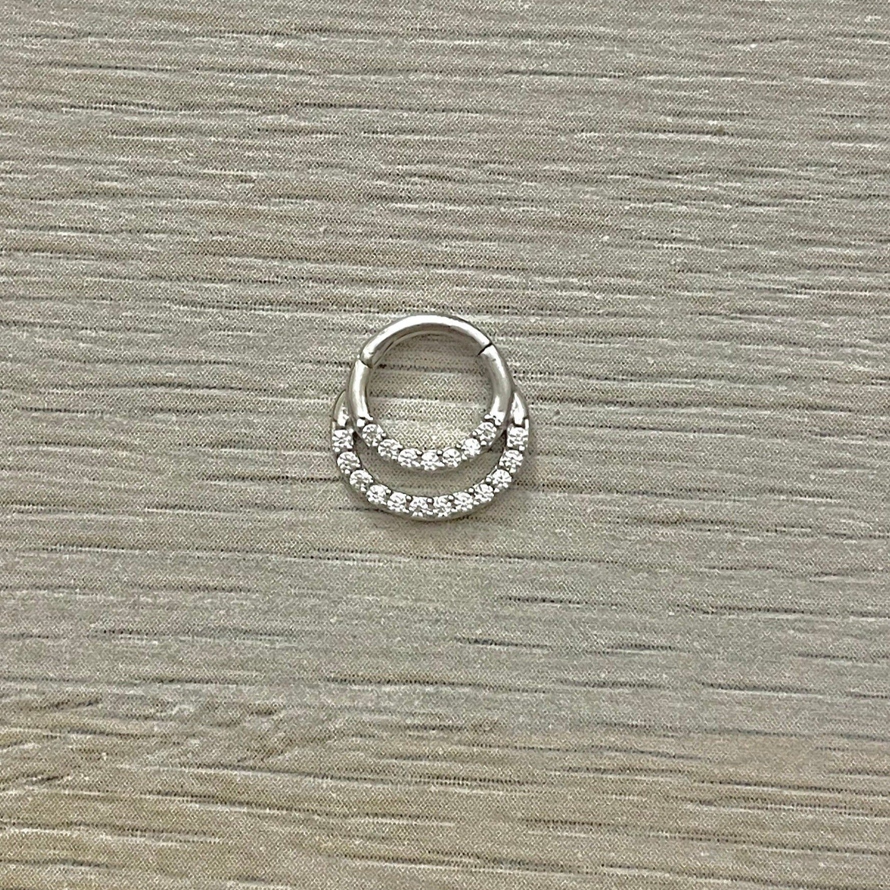 Calista Lume Daith Earring-Daith Earring-6mm Diameter-White Gold-Elara Body Jewelry