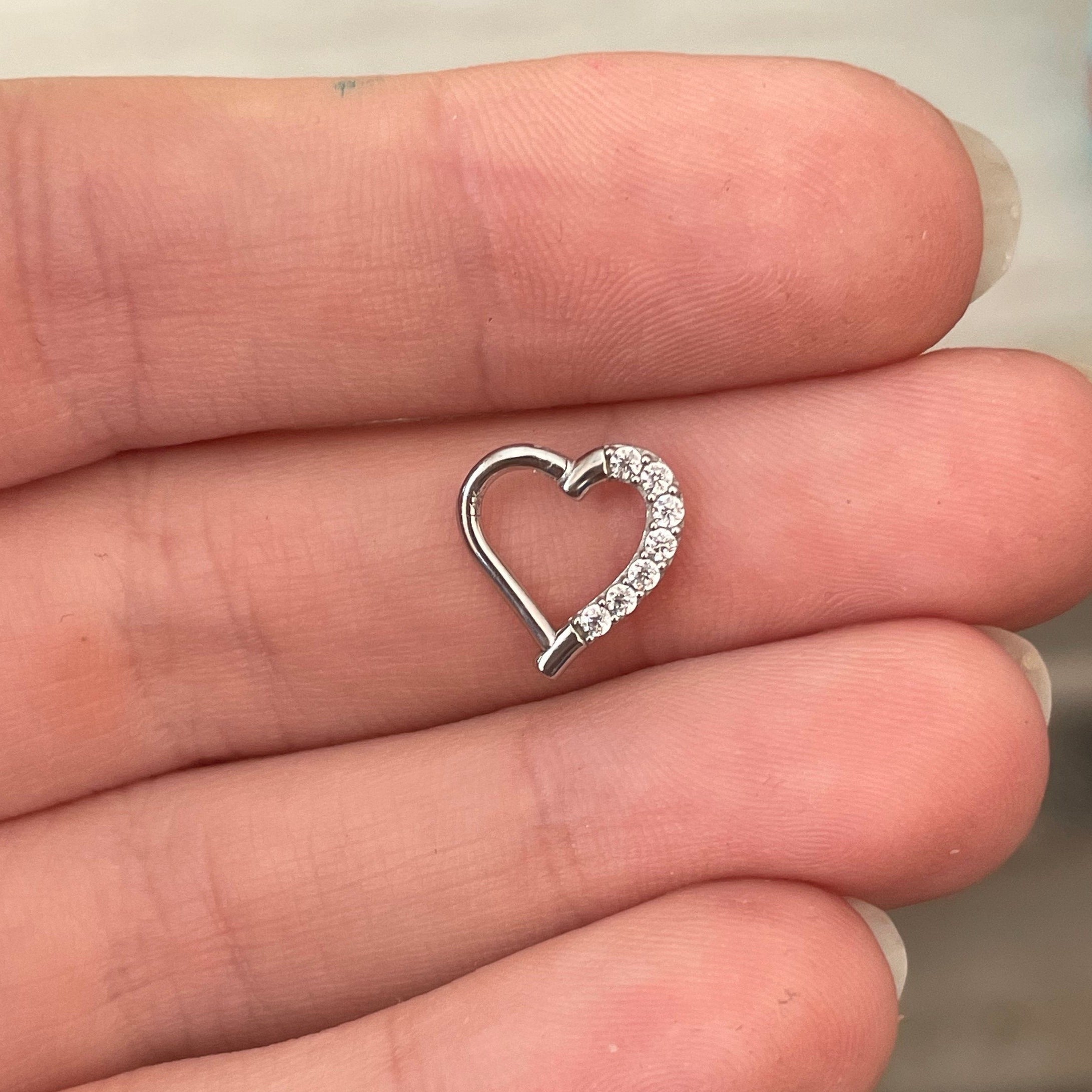 Cielea Heart Daith Earring-Daith Earring-Elara Body Jewelry