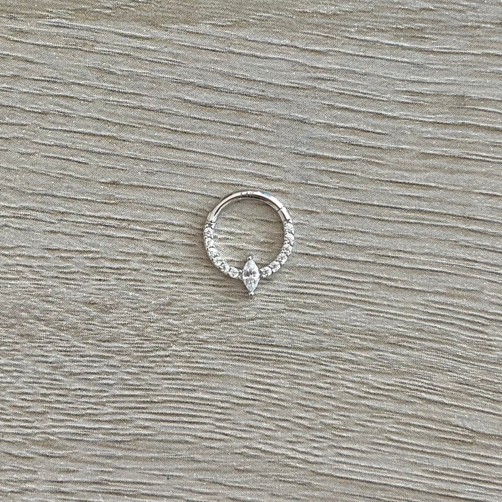 Eclat Marquise Solid Gold Septum Ring-Septum Ring-Elara Body Jewelry