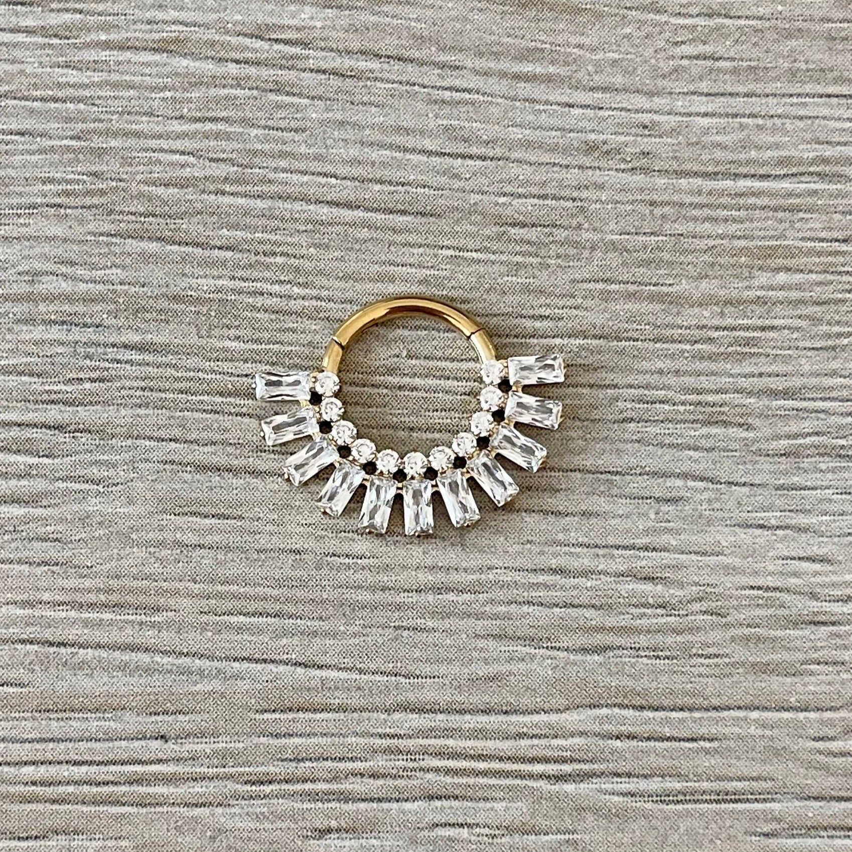 Elowen Shine Septum Ring-Septum Ring-Elara Body Jewelry