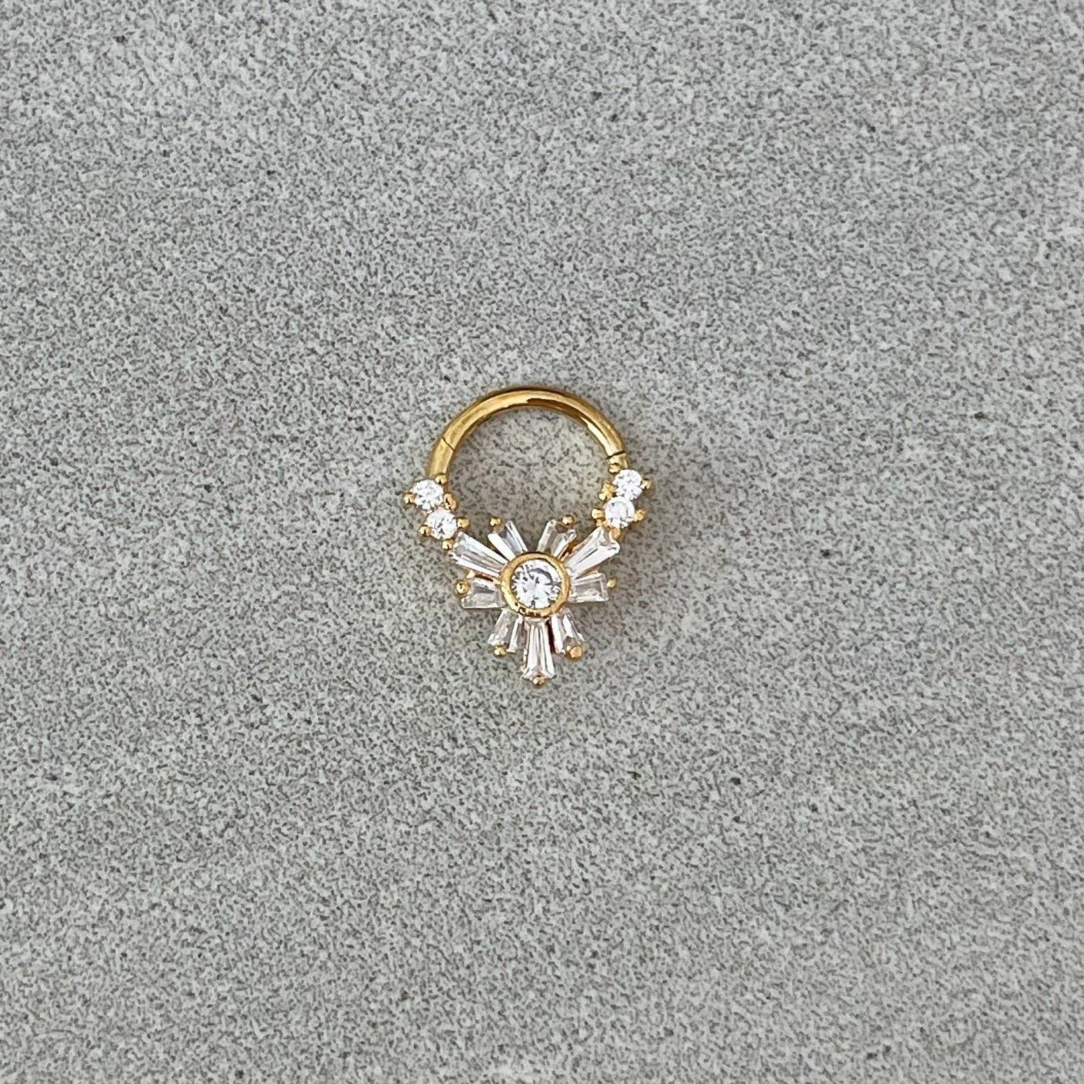 Fleure Lume Daith Earring-Daith Earring-10mm Diameter-Gold-Elara Body Jewelry