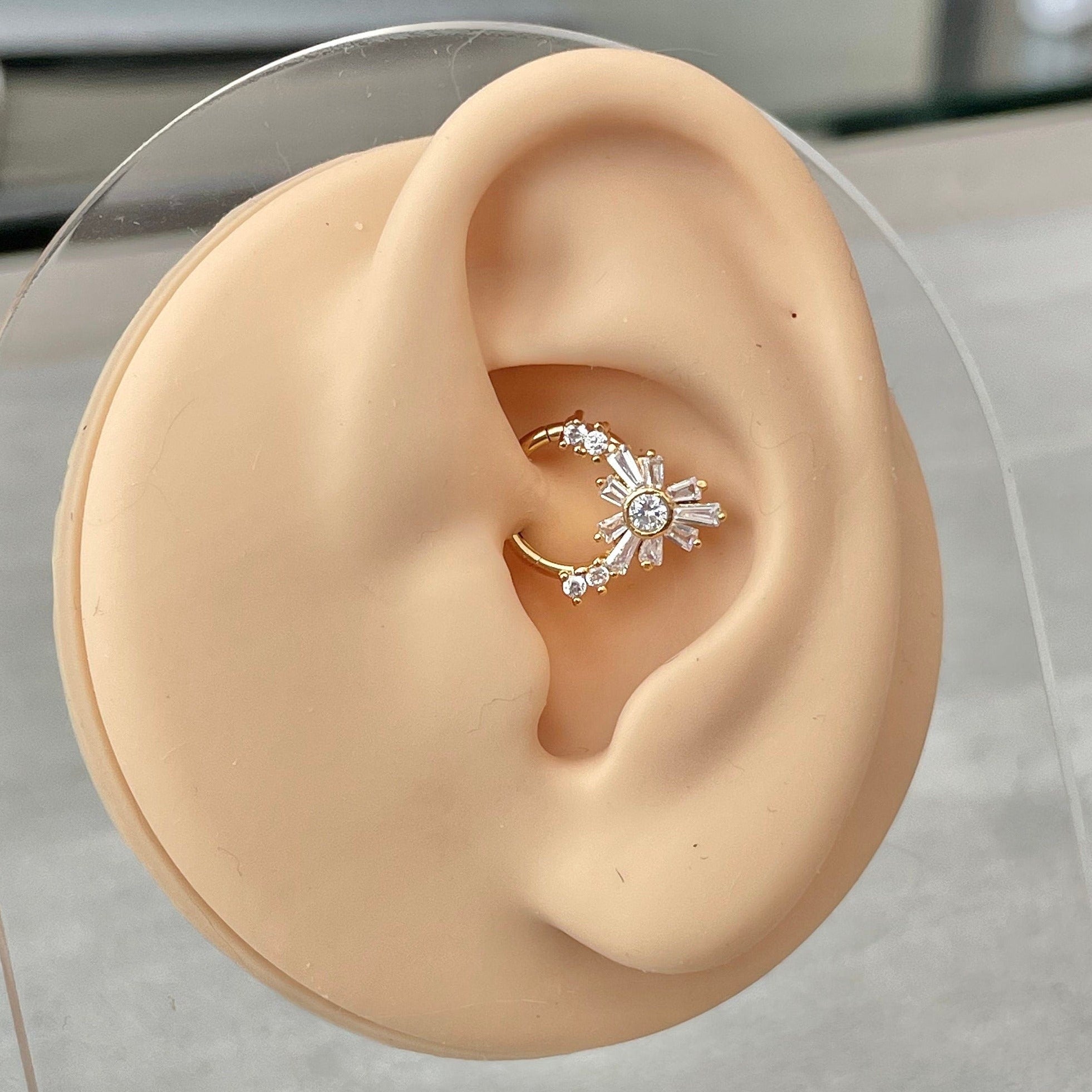 Fleure Lume Daith Earring-Daith Earring-Elara Body Jewelry