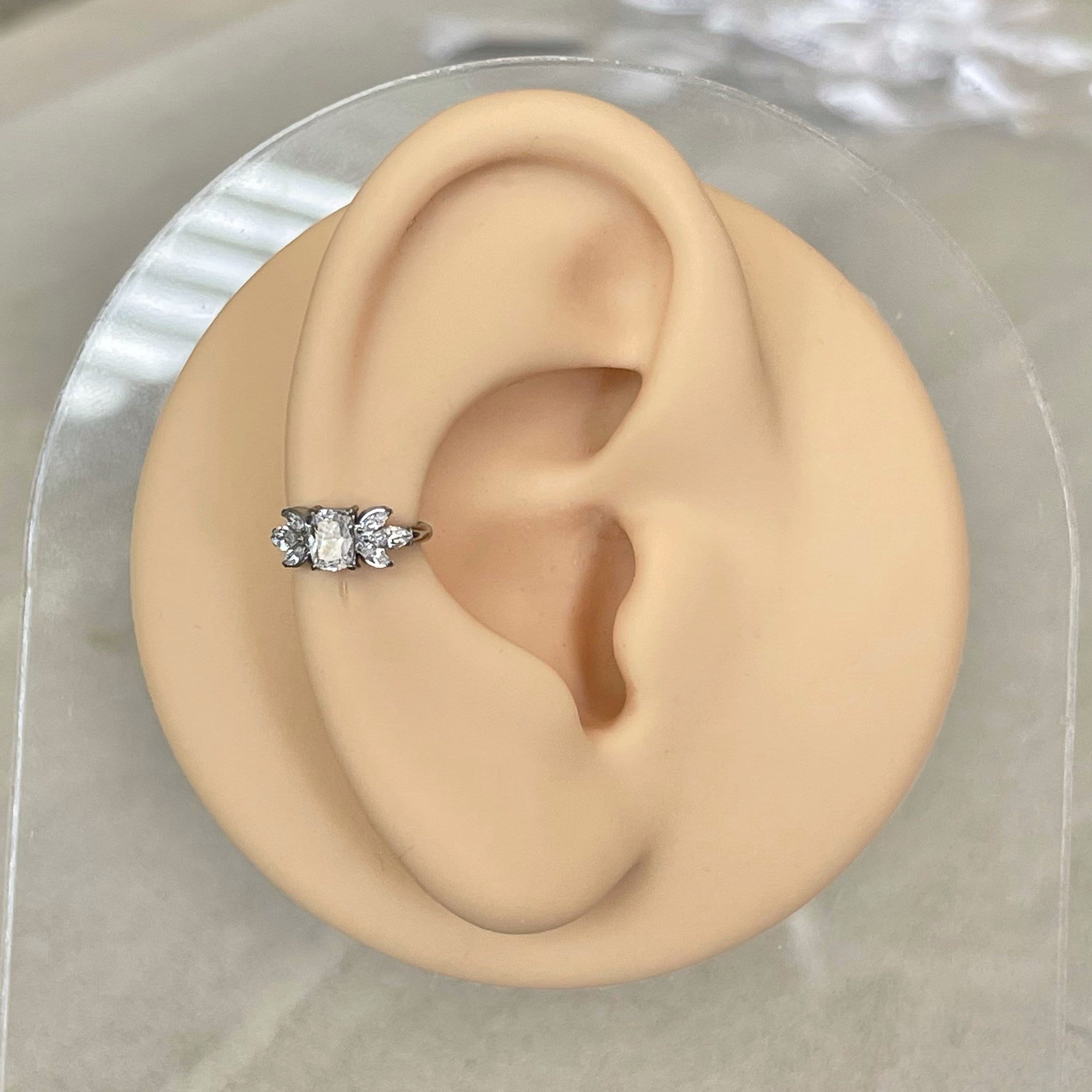 Isolde’s Glow Conch Earring-Segmented Hoop Clicker-Elara Body Jewelry