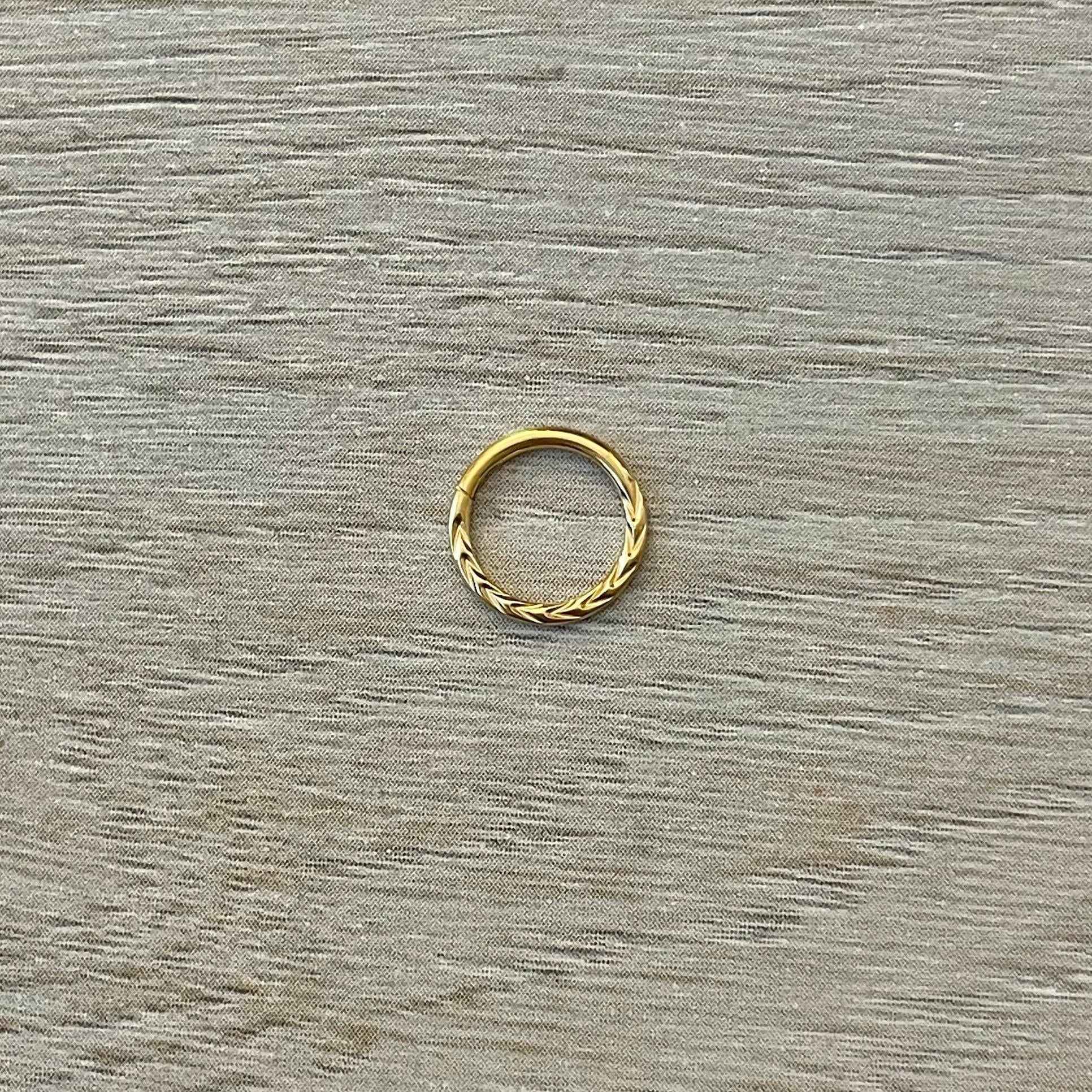 Le Minimaliste Septum Ring-Septum Ring-Elara Body Jewelry