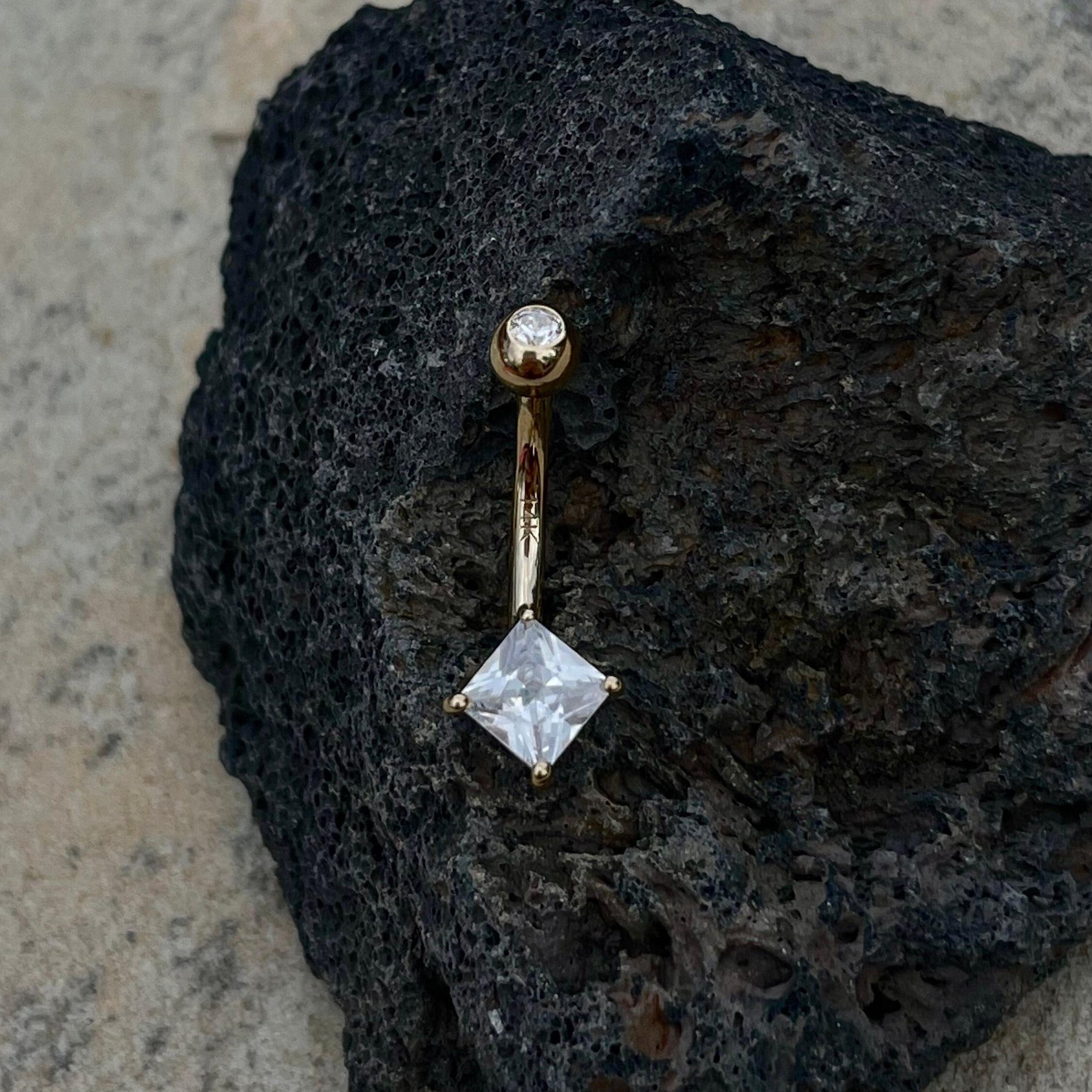 Linea Solid Gold Belly Button Ring-Belly Button Rings-Elara Body Jewelry