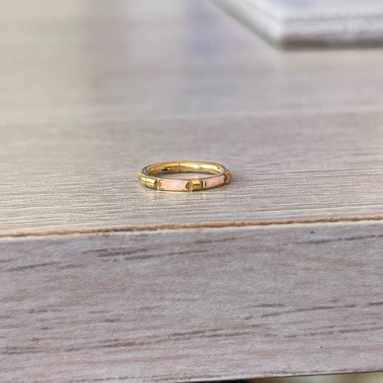 Lueur d’Opale Helix Earring-Cartilage Earring-Elara Body Jewelry