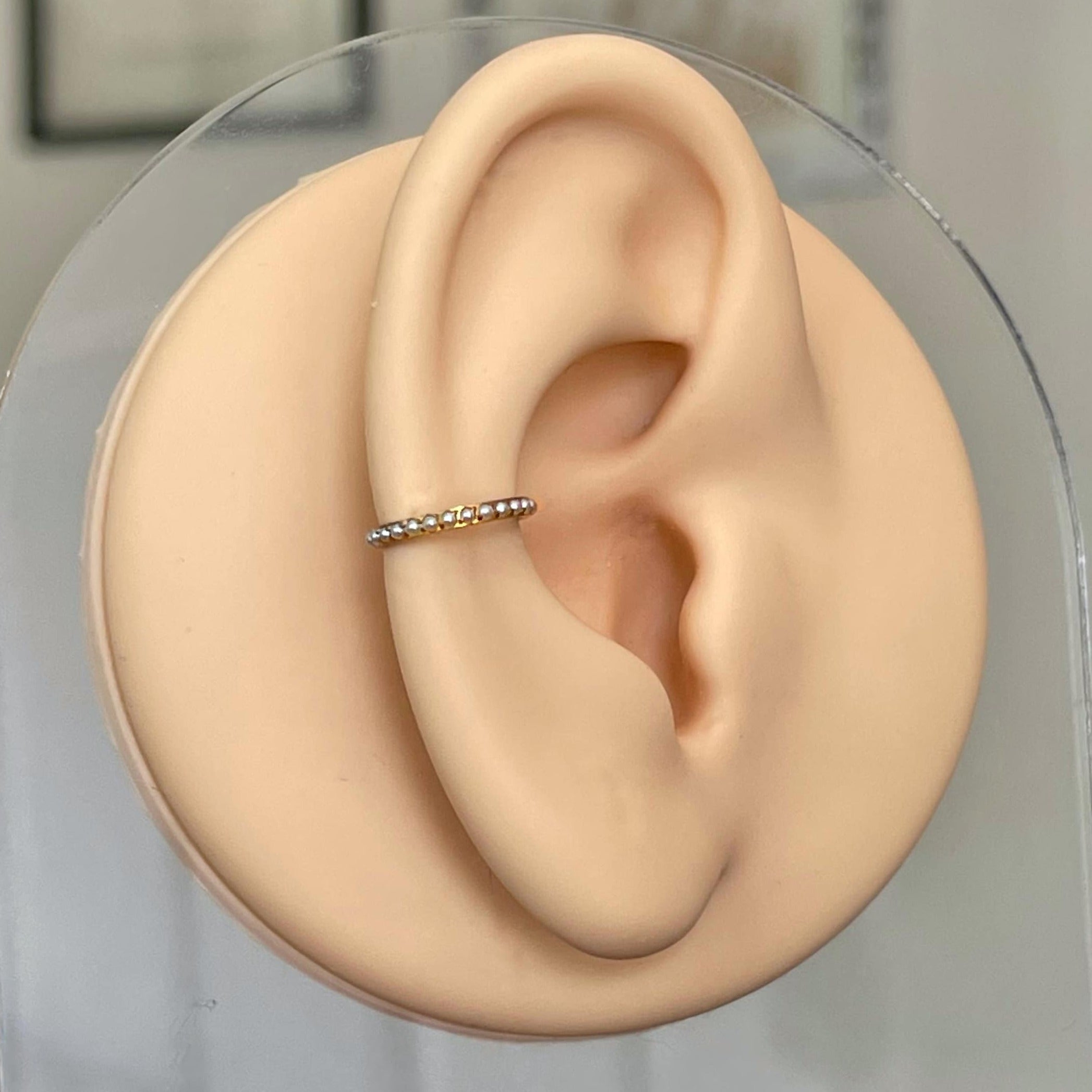 Lune de Perle Conch Earring-Segmented Hoop Clicker-Elara Body Jewelry