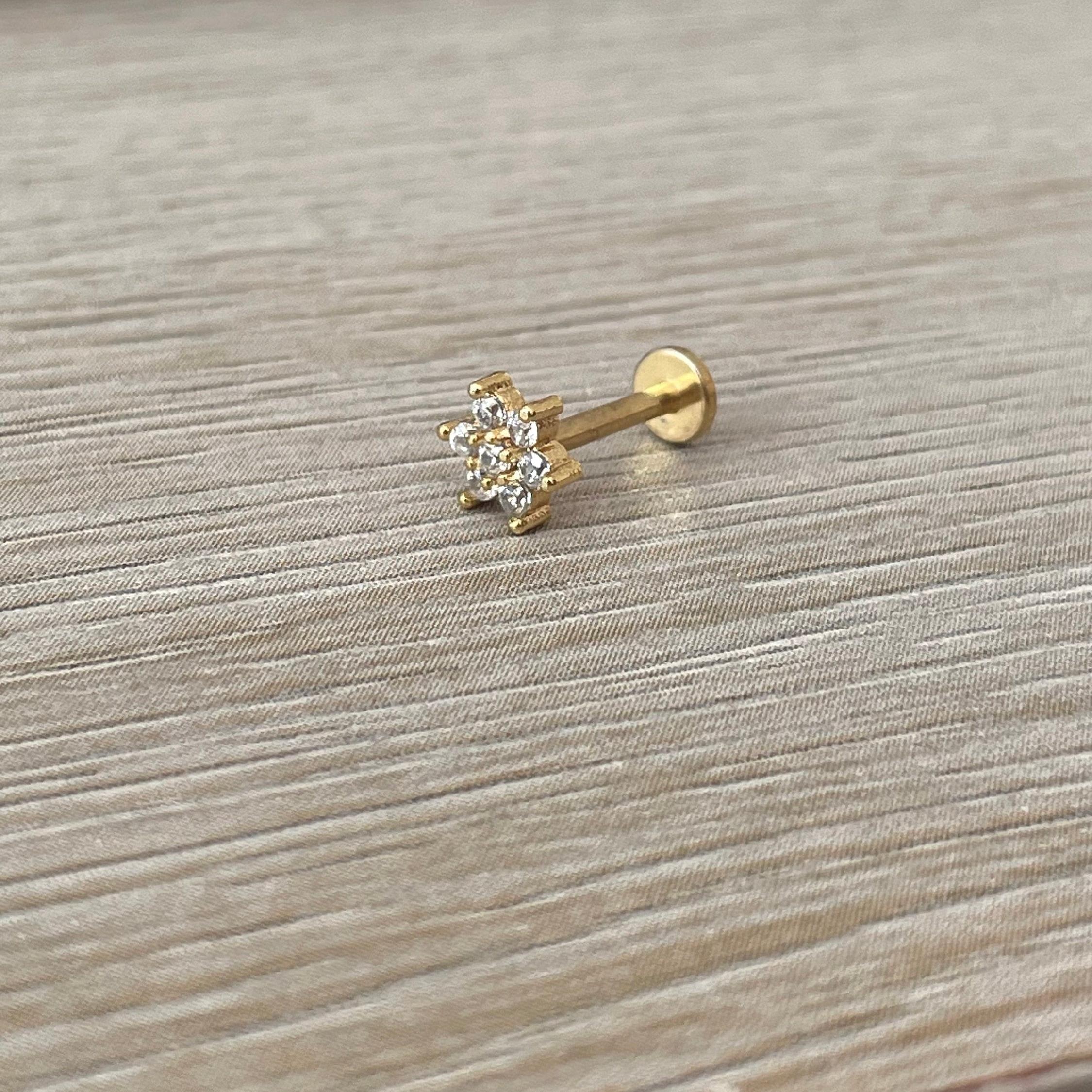 Luneda Bloom Flat Back Stud Piercing-Cartilage Earring-Elara Body Jewelry