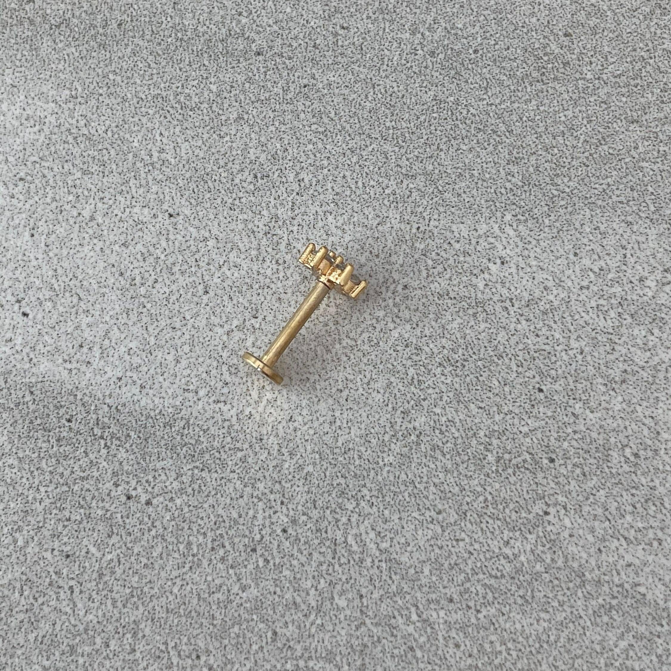 Luneda Bloom Flat Back Stud Piercing-Cartilage Earring-Elara Body Jewelry