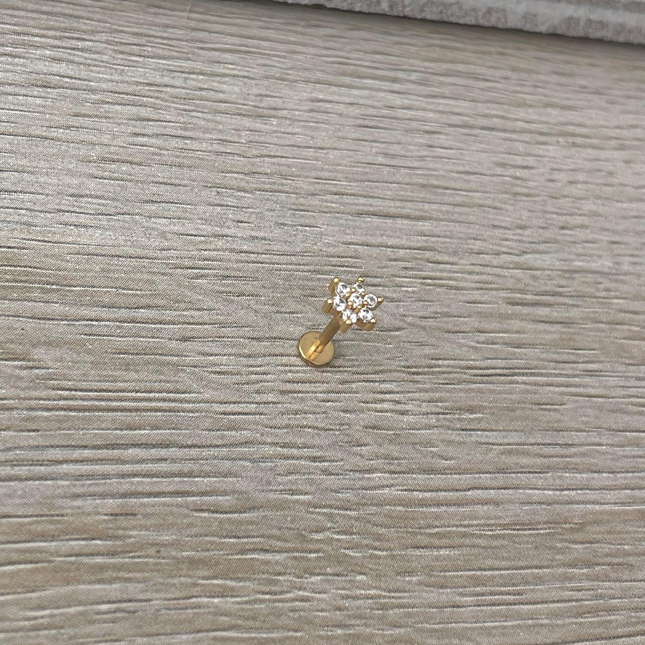 Luneda Bloom Flat Back Stud Piercing-Cartilage Earring-Elara Body Jewelry