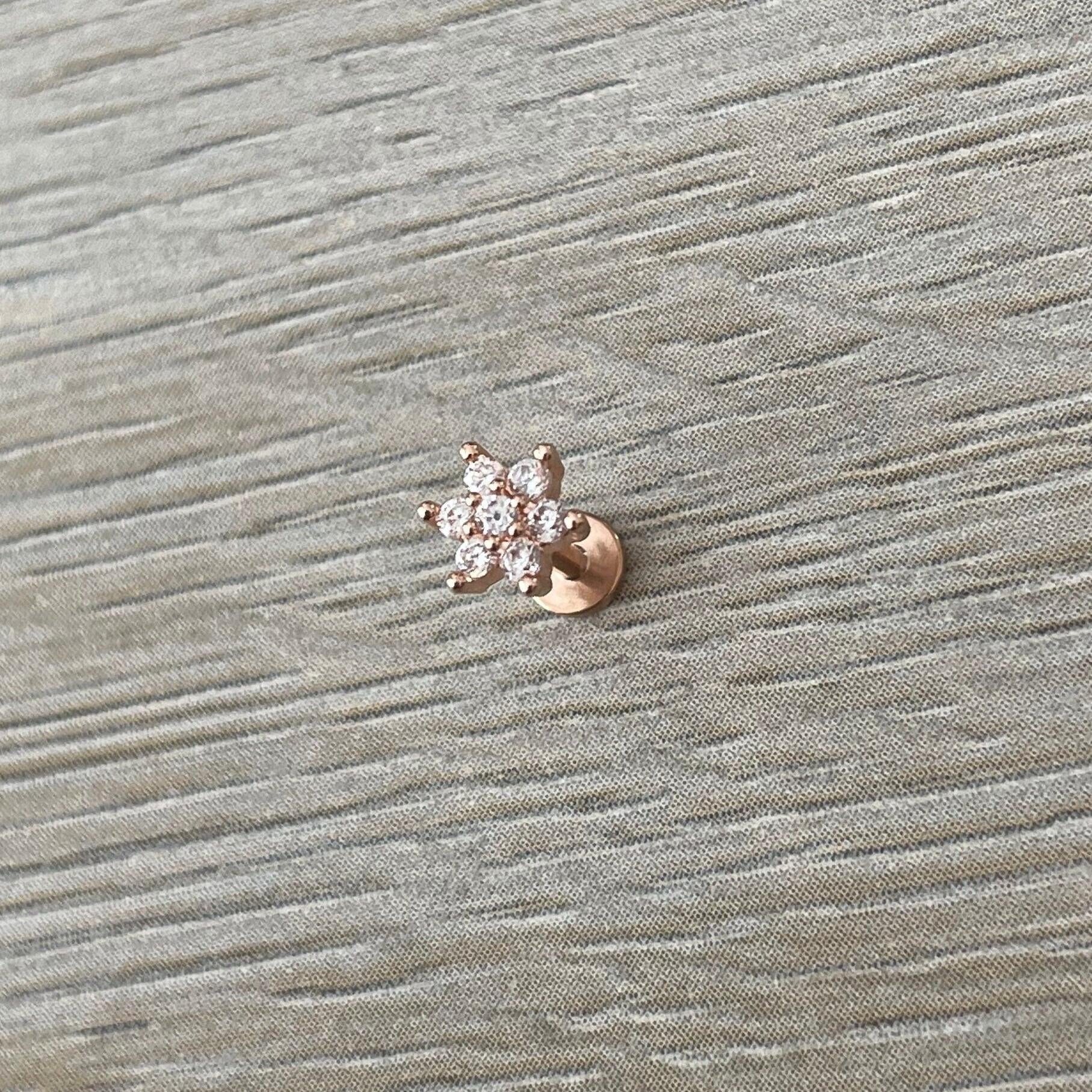 Luneda Bloom Flat Back Stud Piercing-Cartilage Earring-Elara Body Jewelry