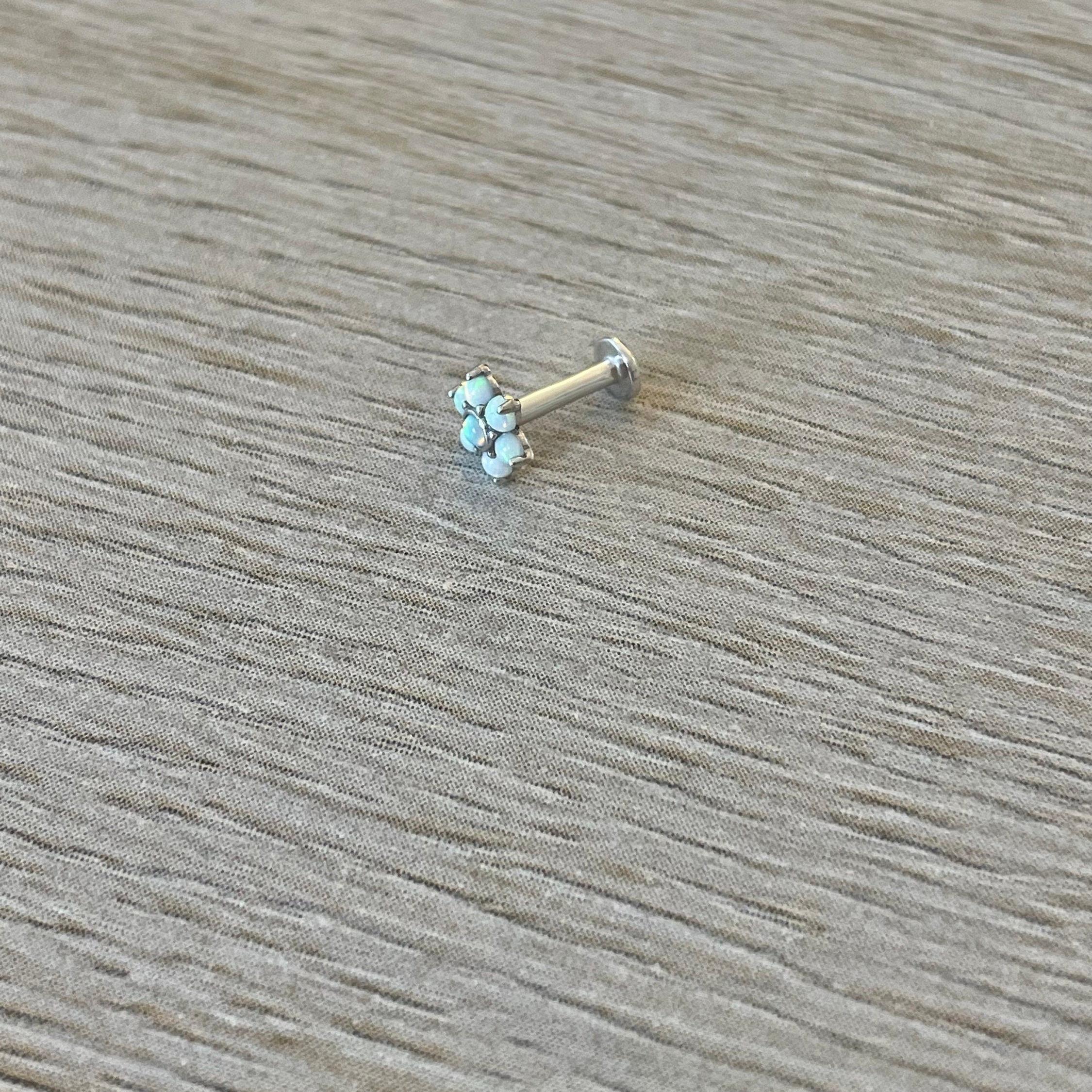 Luneda Bloom Solid Gold Flat Back Stud-Cartilage Earring-Elara Body Jewelry