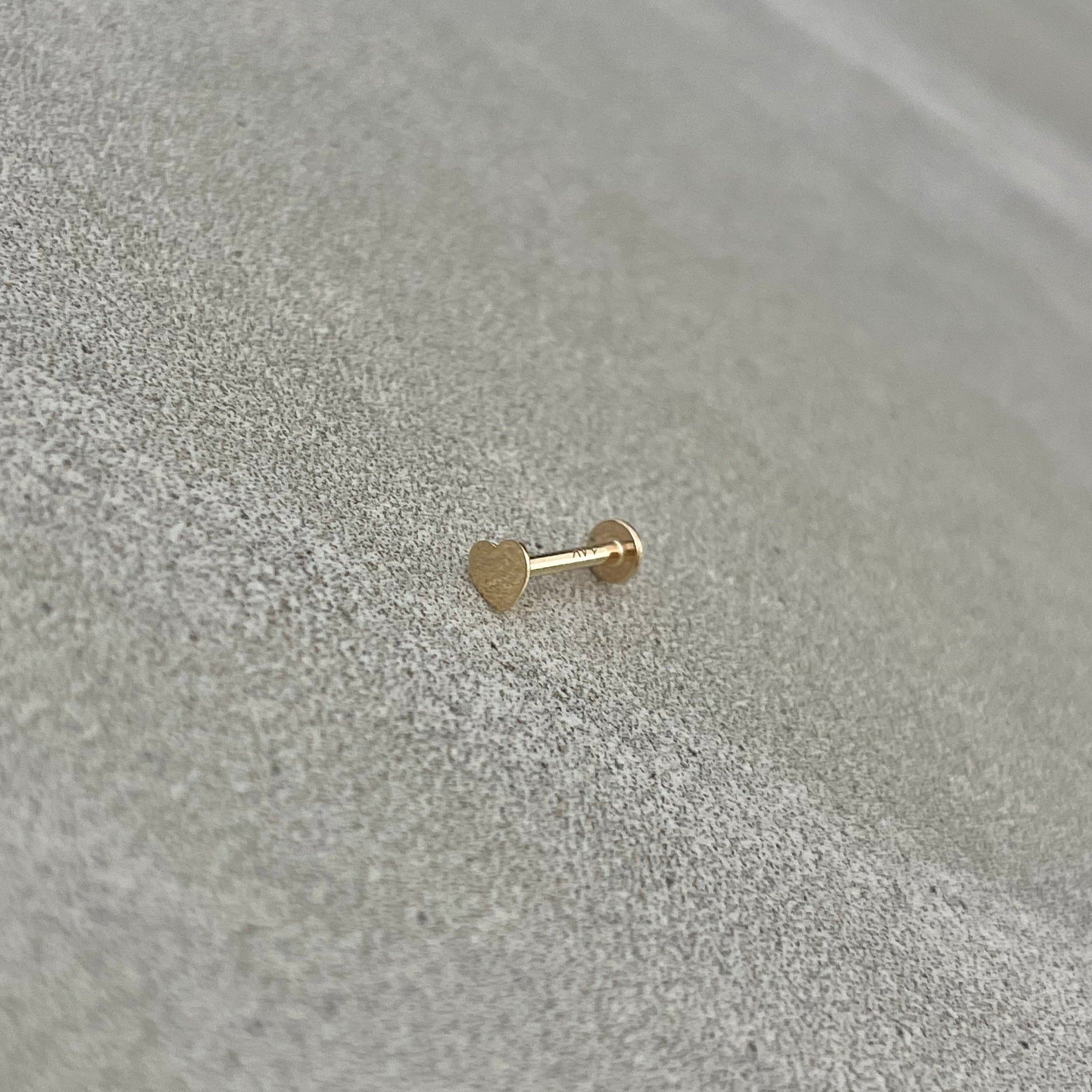 Luneda Heart Flat Back Solid Gold Stud-Cartilage Earring-Elara Body Jewelry