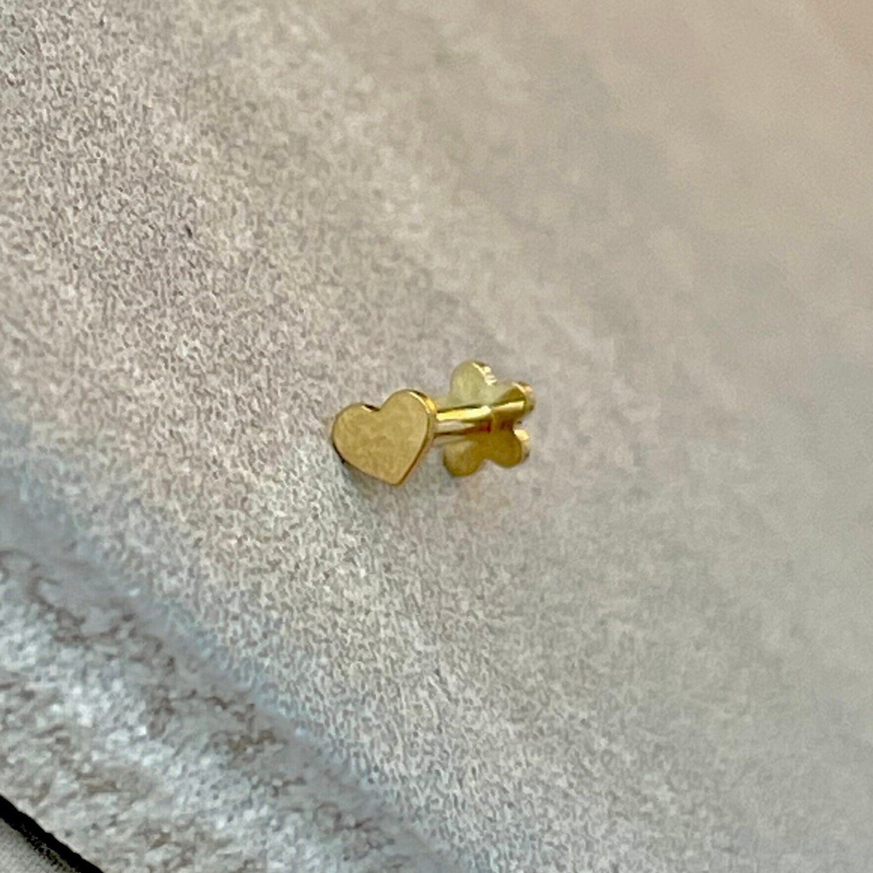 Luneda Heart Flat Back Stud-Cartilage Earring-Gold-Elara Body Jewelry