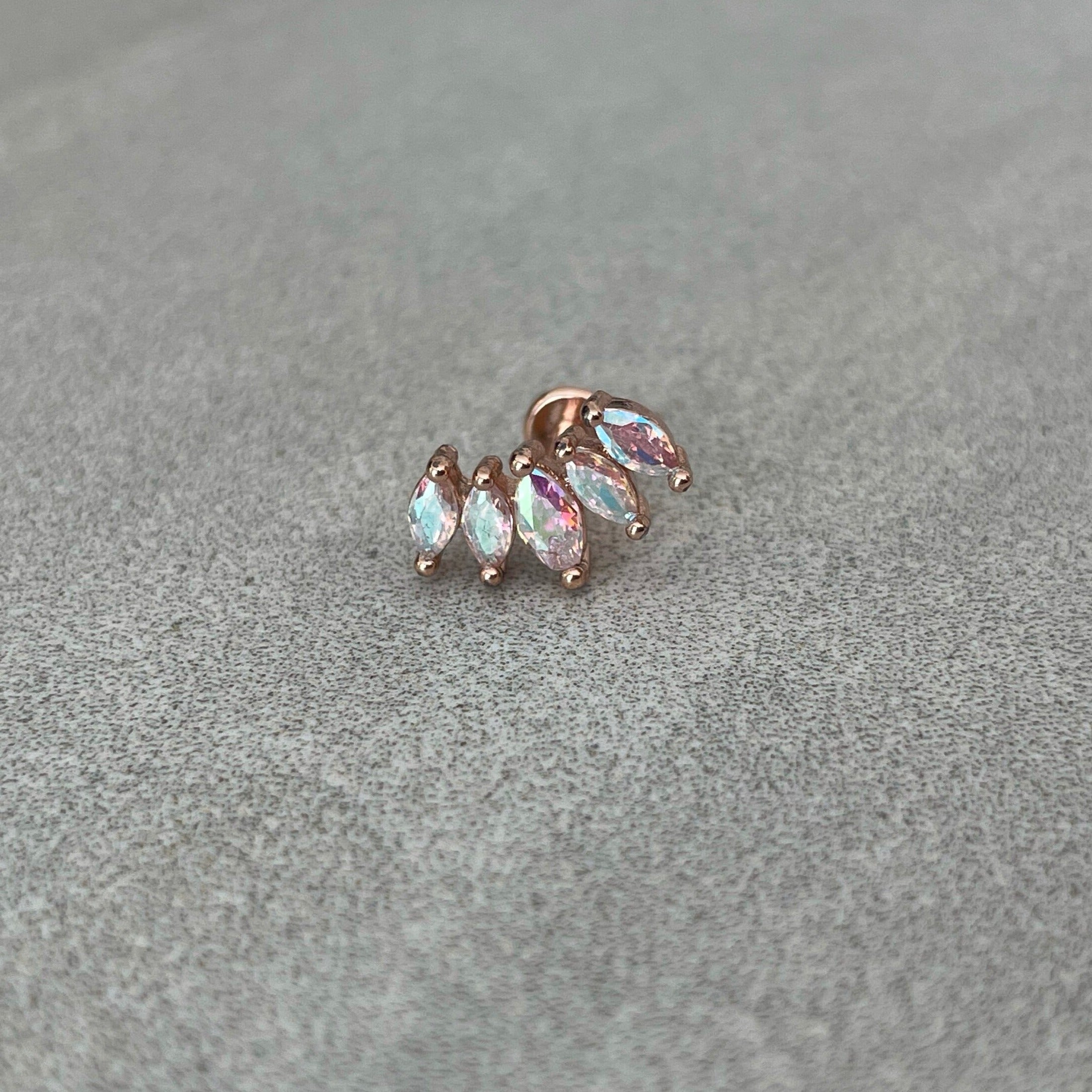 Lustralis Flat Back Piercing-Cartilage Earring-Elara Body Jewelry