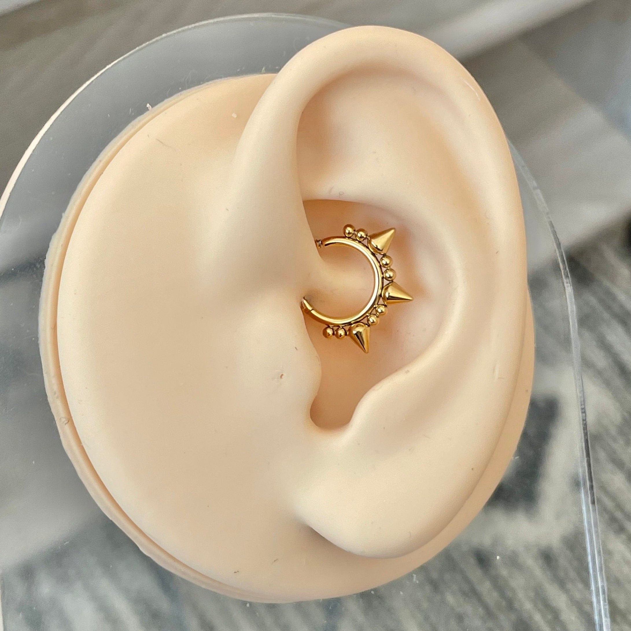 Thornlight Halo Daith Earring-Daith Earring-8mm-Gold-Elara Body Jewelry