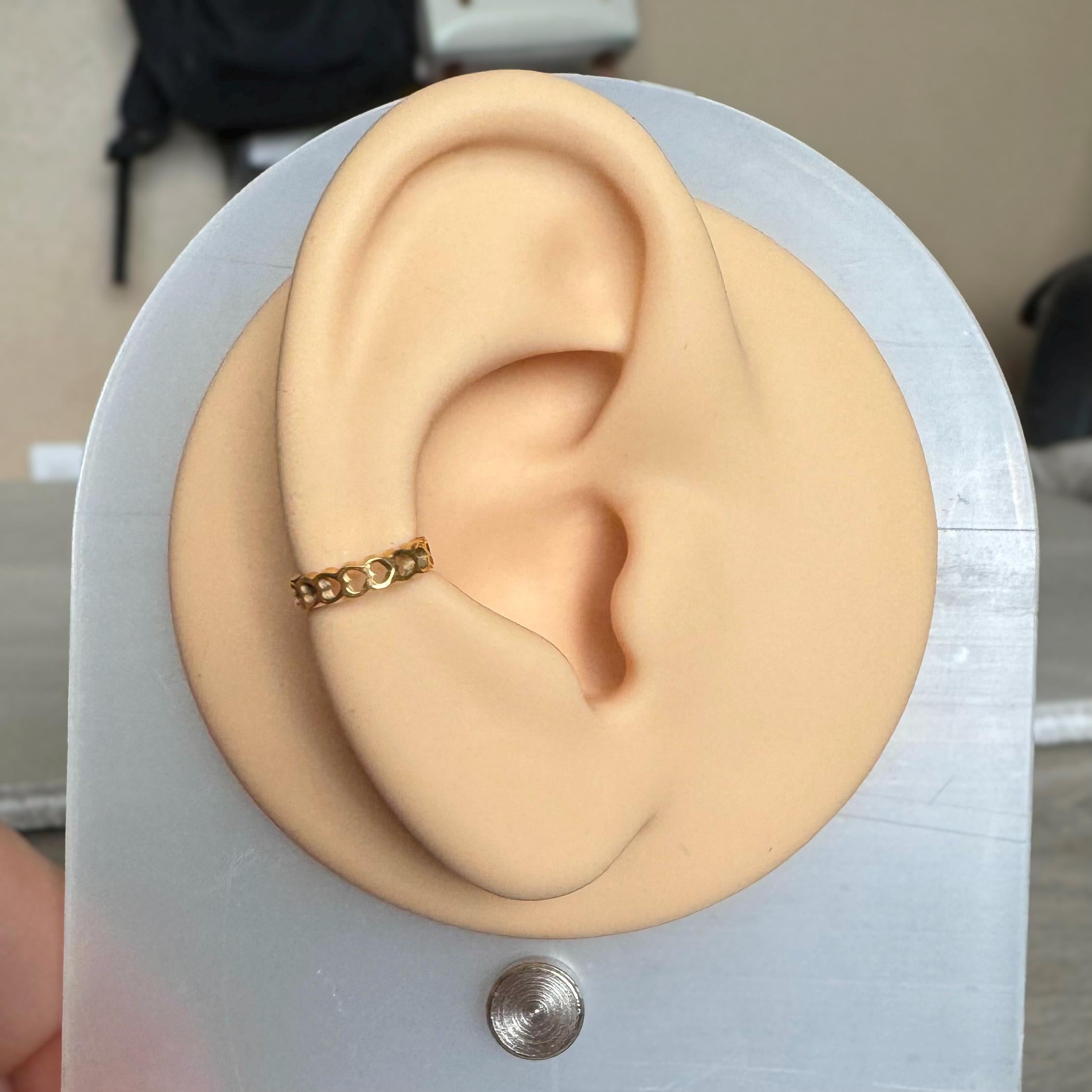Coeur Infini Helix Earring-Cartilage Earring-Elara Body Jewelry