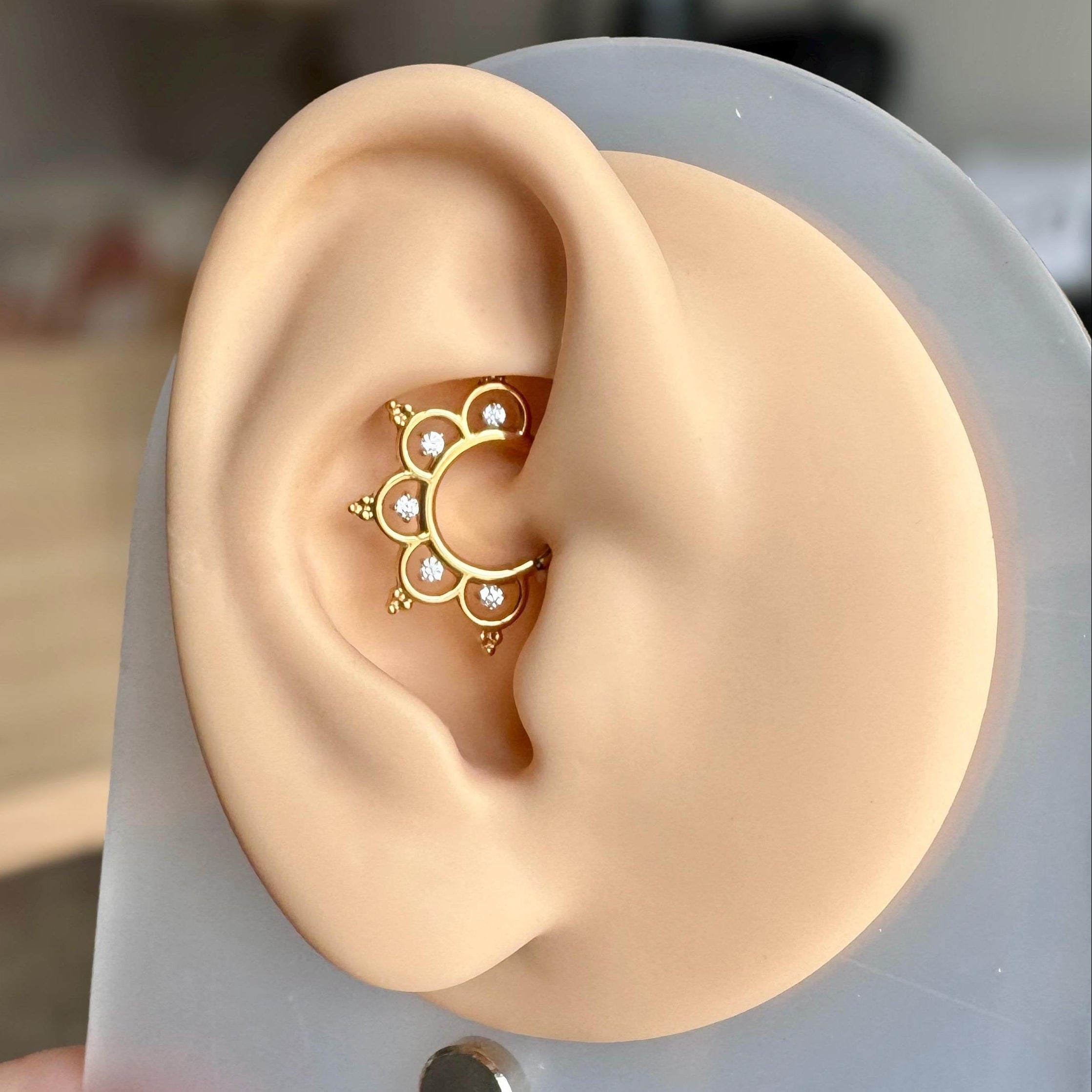 Selene Noire Daith Earring-Daith Earring-Elara Body Jewelry