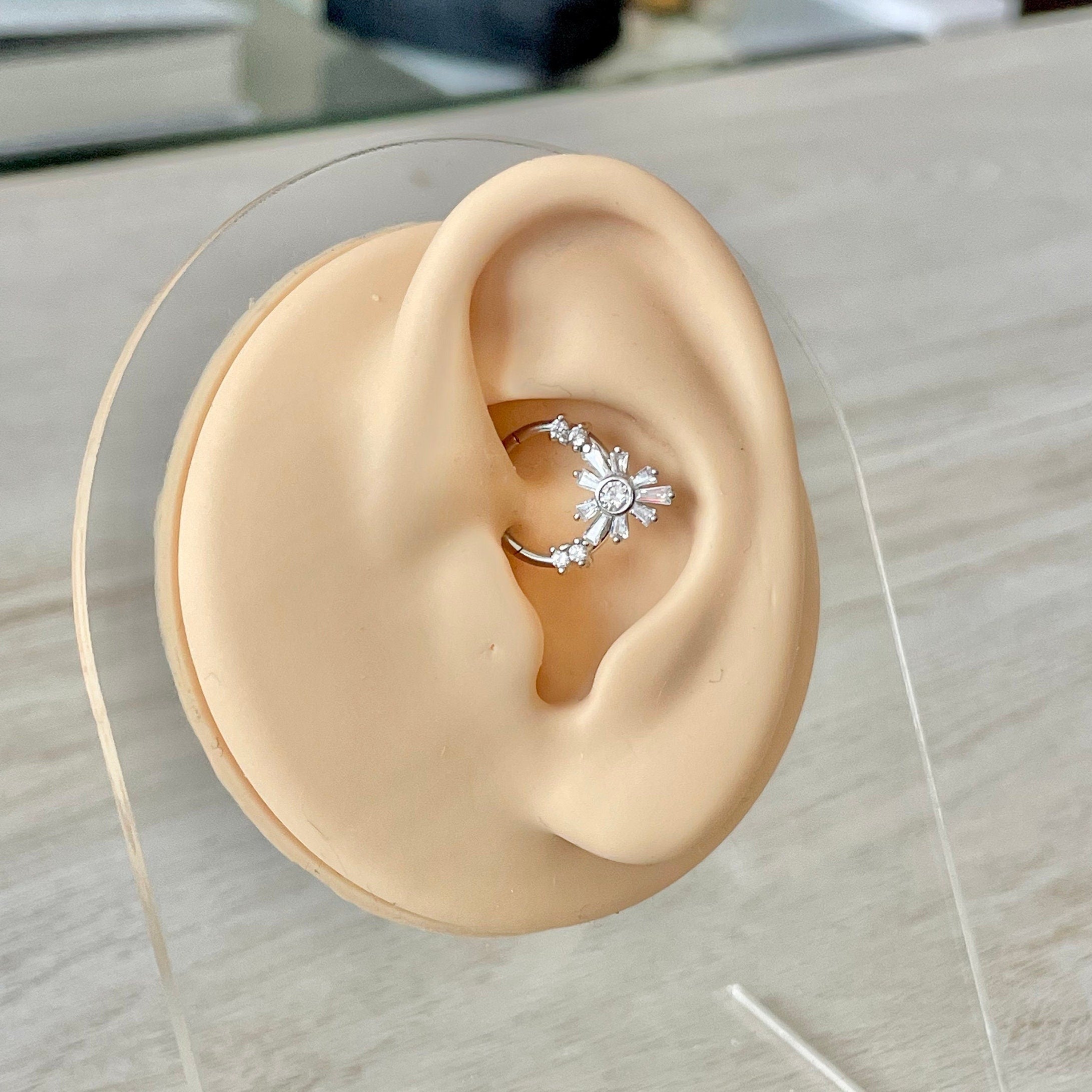 Fleure Lume Daith Earring-Daith Earring-Elara Body Jewelry