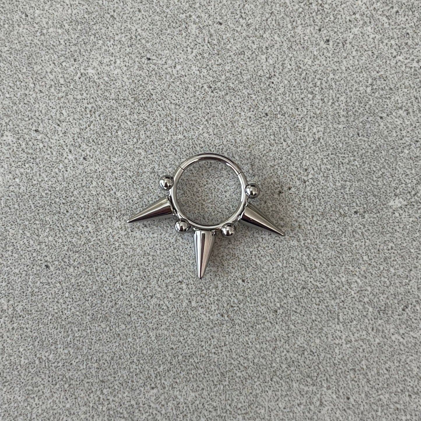 Spike Septum Piercing (16G or 18G | 8mm or 10mm | Surgical Steel | Silver, Black or Gold)