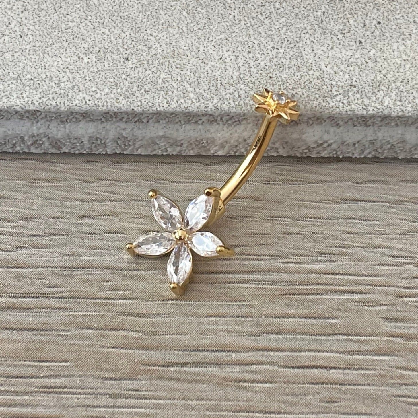 Internally Threaded Flower Belly Button Piercing (14G | 10mm | Surgical Steel | Gold, Rose Gold, or Silver)