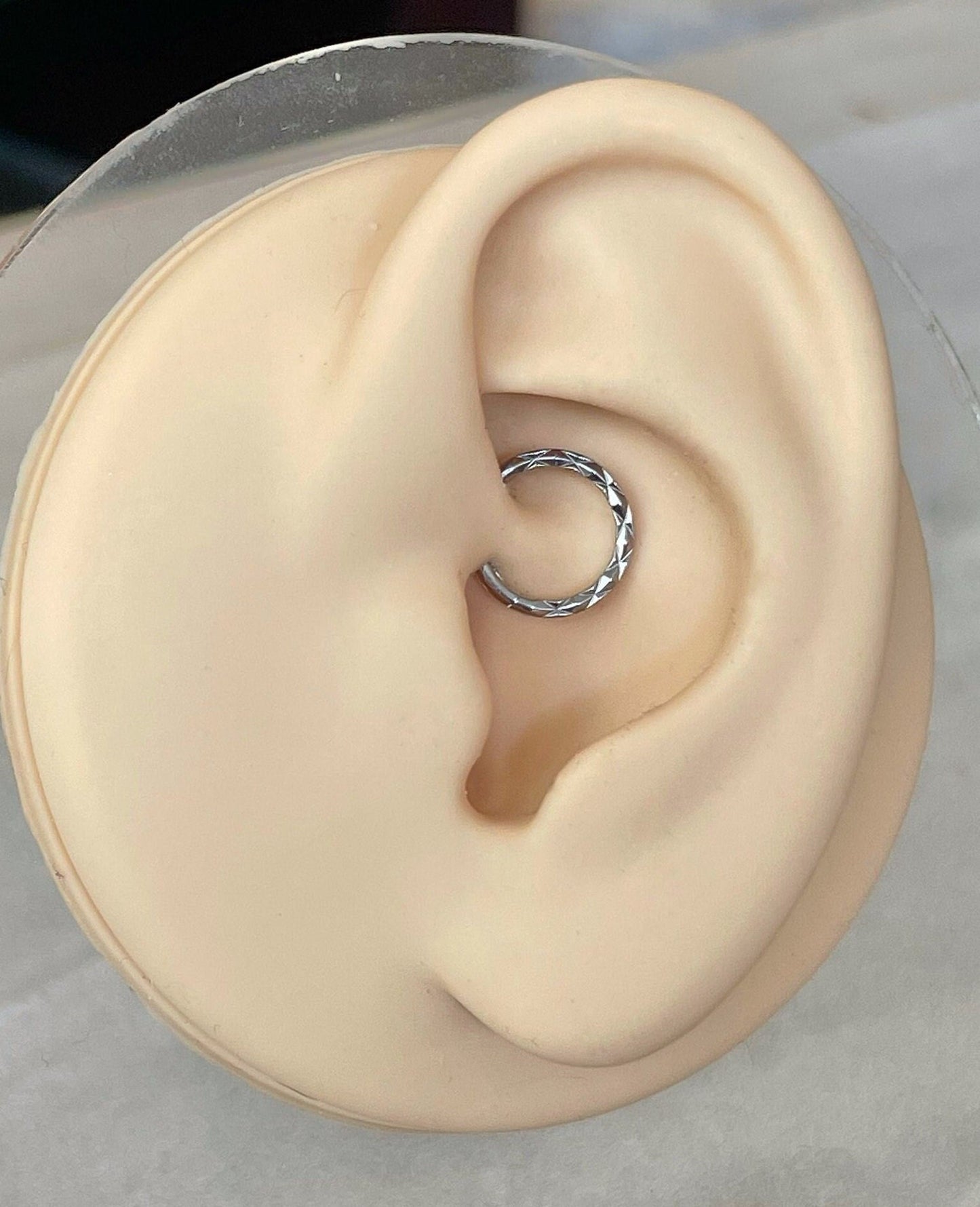 Simplistic Daith Earring (16G | 6mm, 8mm or 10mm | Surgical Steel | Gold, Silver or Black)