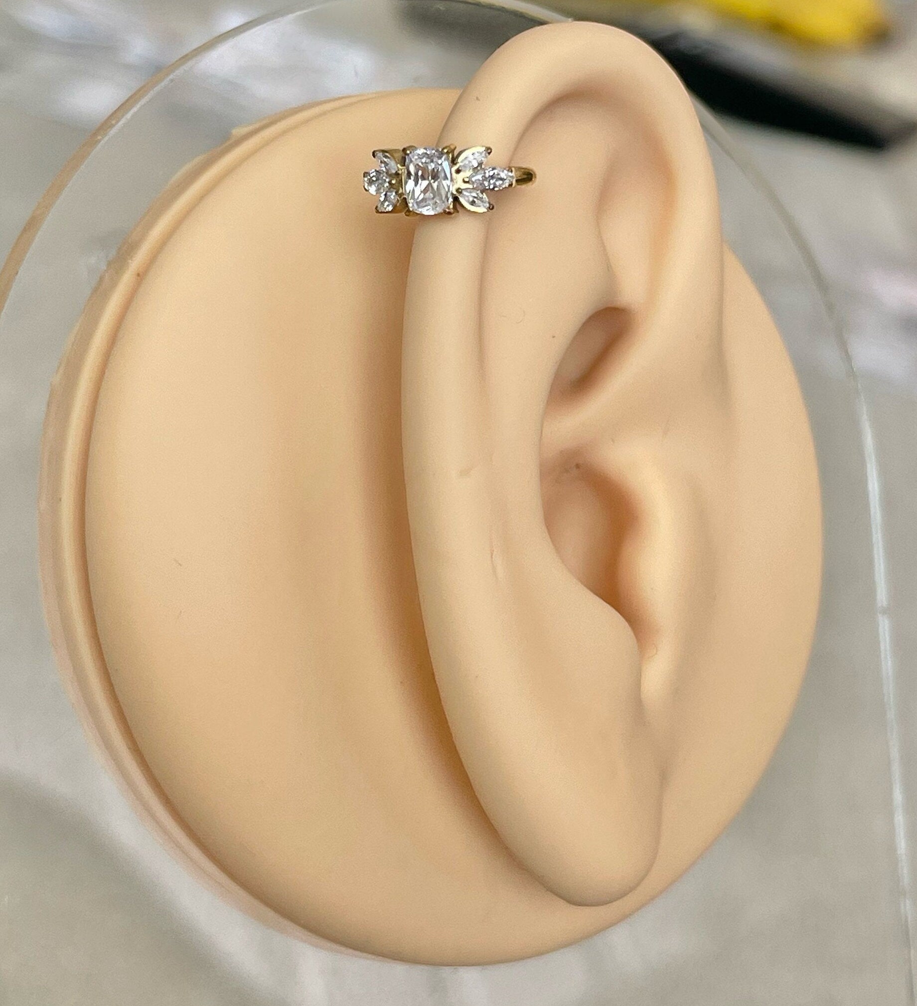 Titanium Cute Helix/Conch Cartilage Piercing (16G | 8mm or 10mm | Titanium | Silver or Gold)