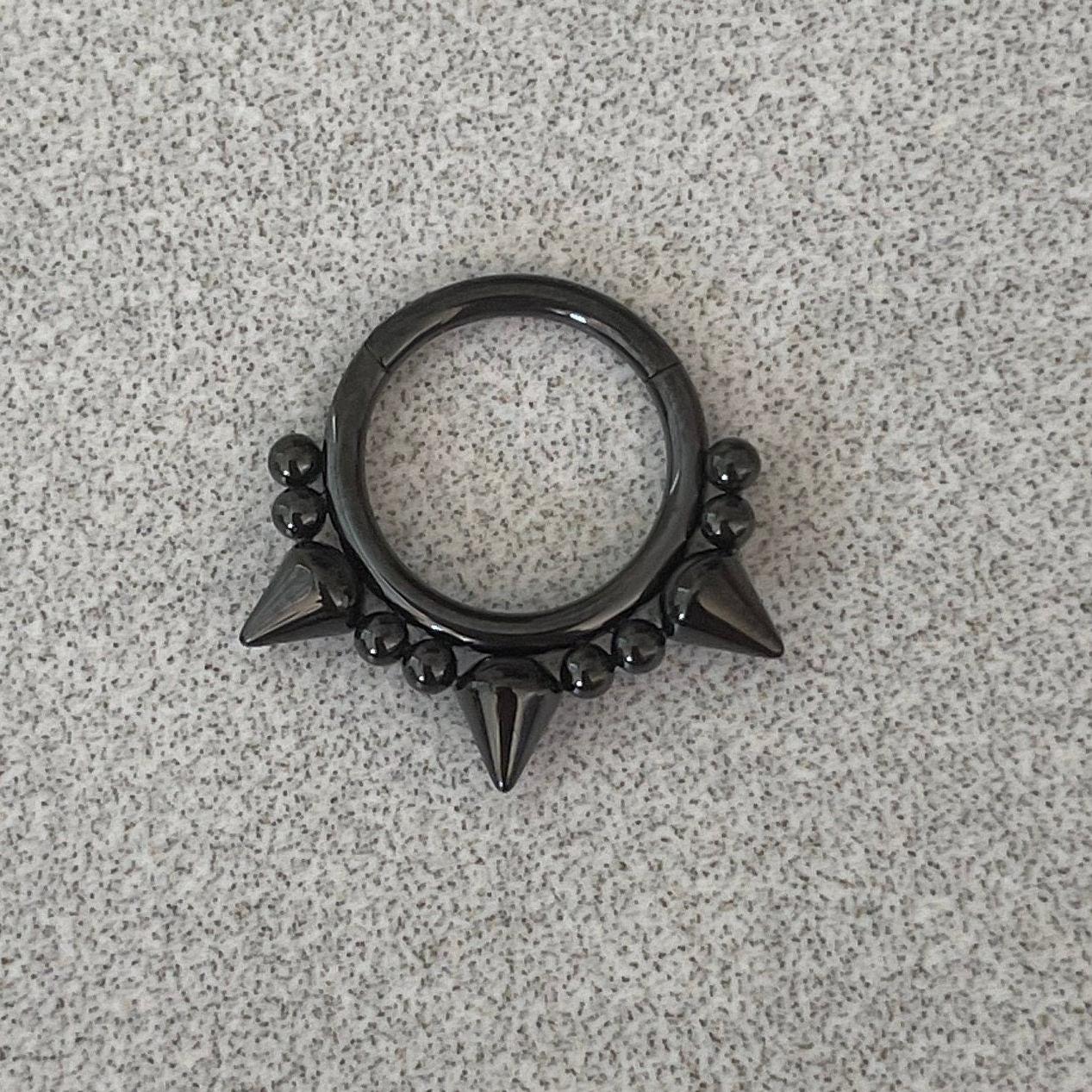 Thornlight Halo Daith Earring-Daith Earring-Elara Body Jewelry
